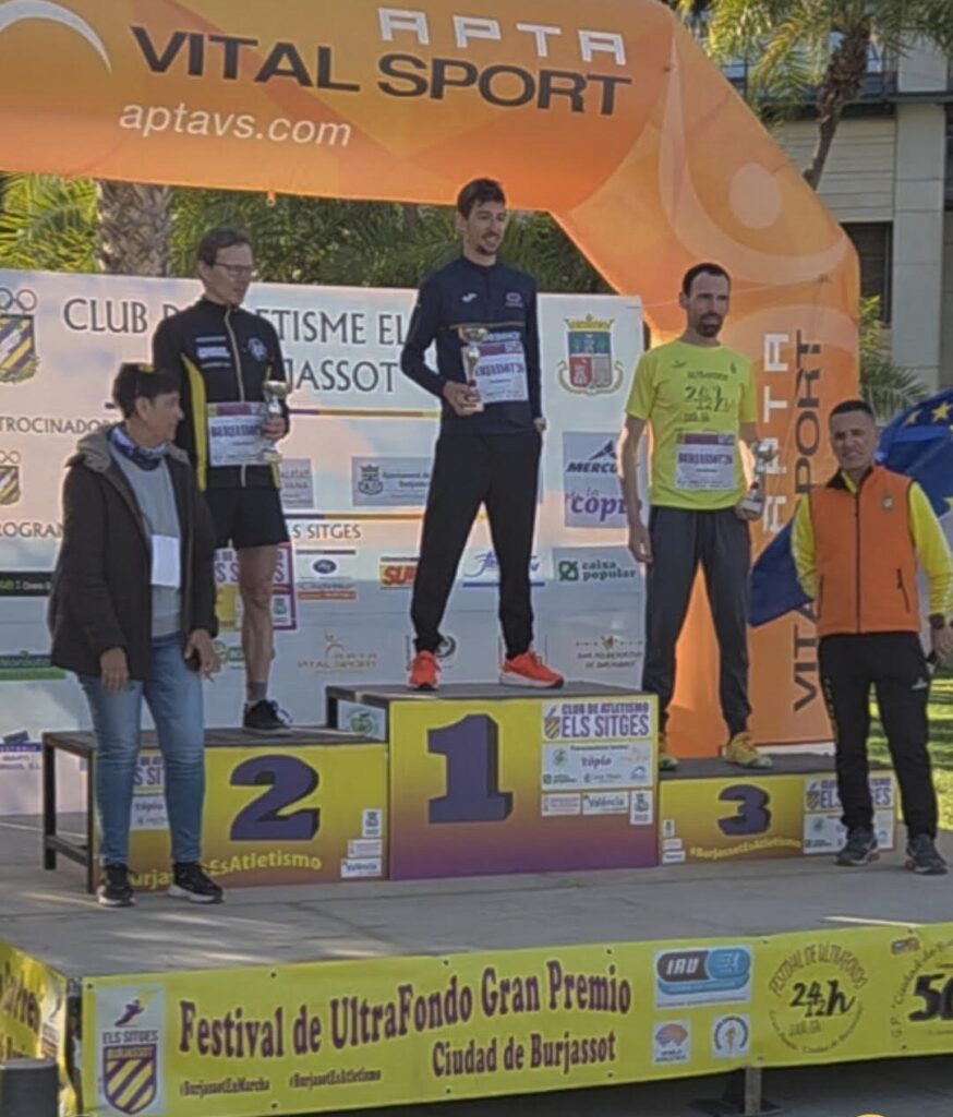 Burjassot 100 km top 3 men